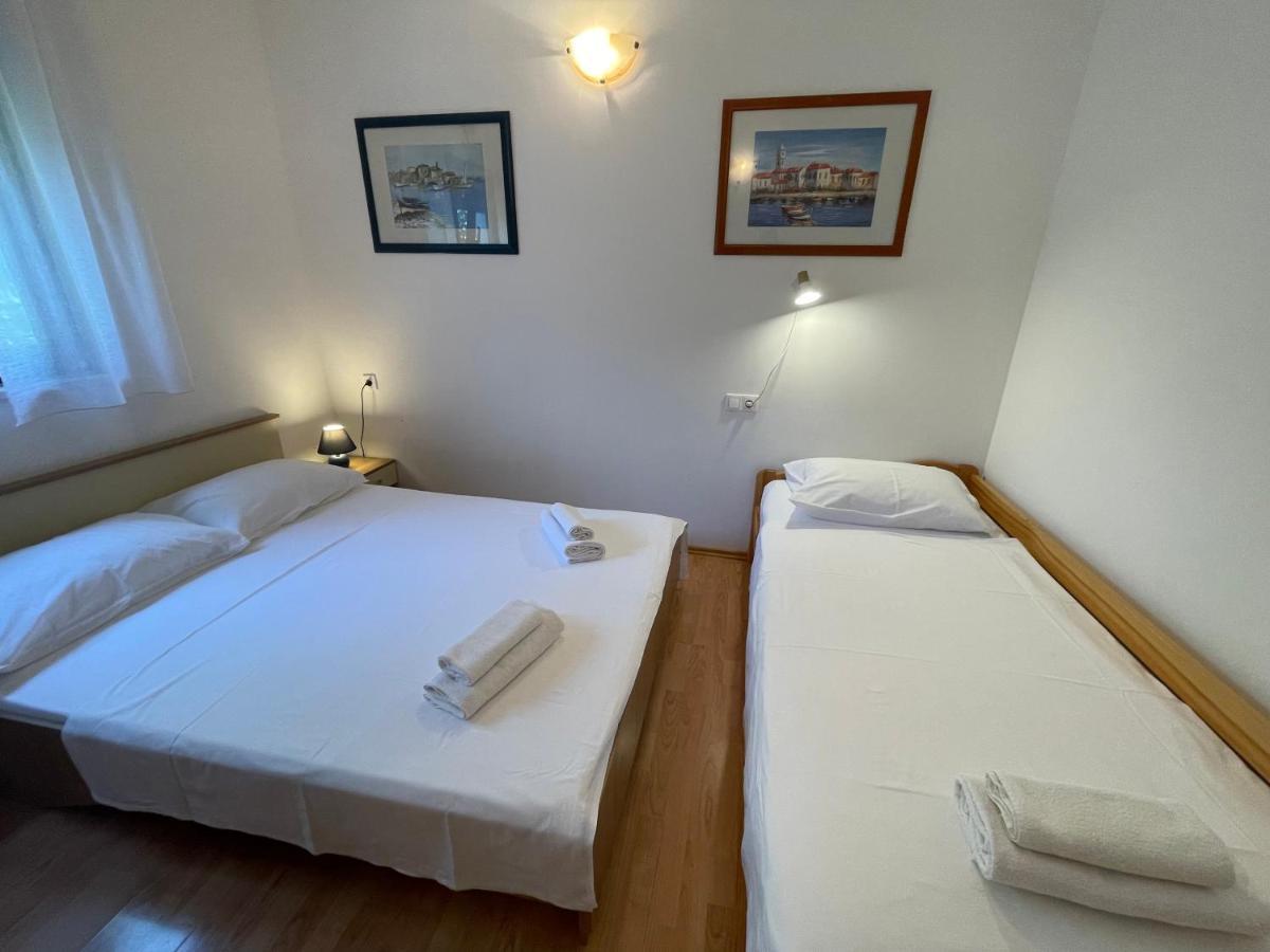 Apartment Jakasa Trogir Luaran gambar