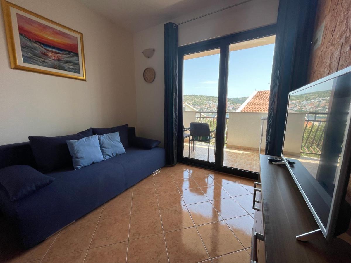Apartment Jakasa Trogir Luaran gambar