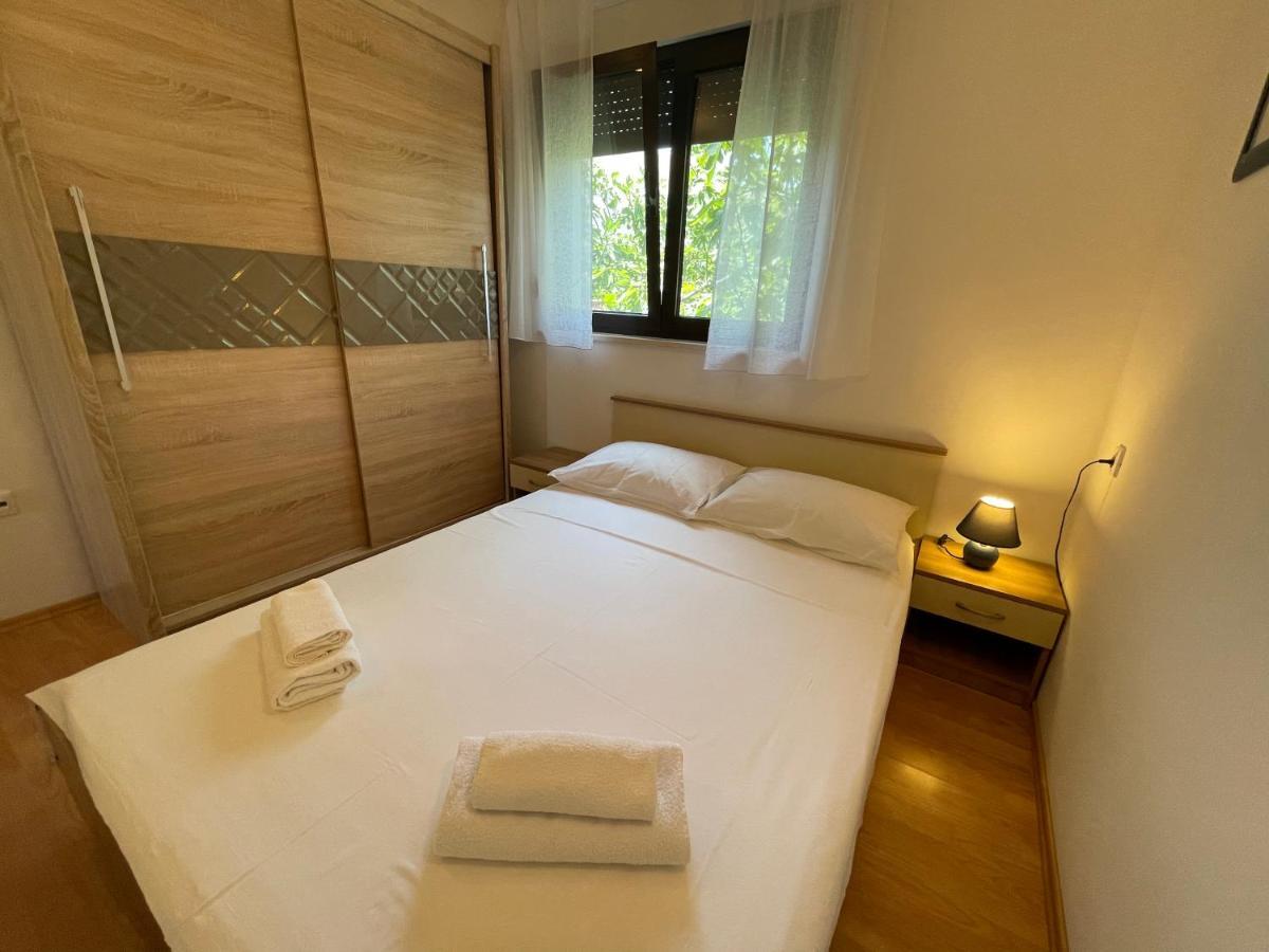 Apartment Jakasa Trogir Luaran gambar